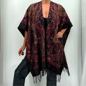 New Chico’s Paisley Leopard Print Wool Fringe Reversible Ruana Wrap Poncho NWT